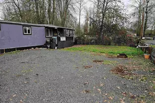 1817 Vine St, Sweet Home, OR 97386 - Photo 3