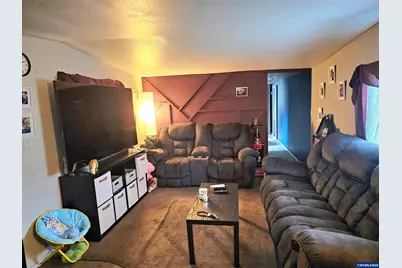 1817 Vine St, Sweet Home, OR 97386 - Photo 7