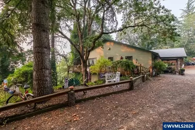 35003 Washburn Heights Dr, Brownsville, OR 97327 - Photo 3