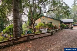 35003 Washburn Heights Dr, Brownsville, OR 97327 - Photo 3