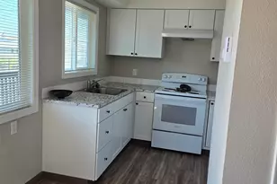 1207 D St NE, Salem, OR 97301 - Photo 5