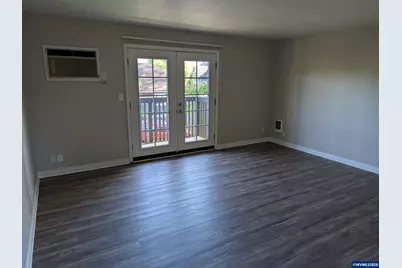 1207 D St NE, Salem, OR 97301 - Photo 5