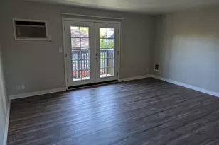 1207 D St NE, Salem, OR 97301 - Photo 5
