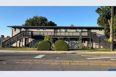 1207 D St NE, Salem, OR 97301 - Photo 1