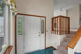 2451 SW Maplewood Dr, Dallas, OR 97338 - Photo 29