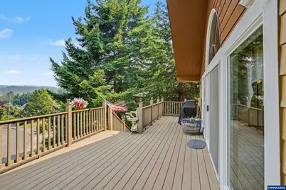 2451 SW Maplewood Dr, Dallas, OR 97338 - Photo 7