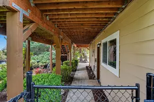2451 SW Maplewood Dr, Dallas, OR 97338 - Photo 43