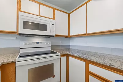 7163 SW Sagert, #109 St, Tualatin, OR 97062 - Photo 5