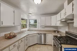 651 Wayne Dr N, Keizer, OR 97303 - Photo 19