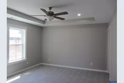 73 Park St, Lebanon, OR 97355 - Photo 15