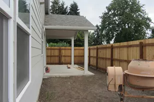 73 Park St, Lebanon, OR 97355 - Photo 19