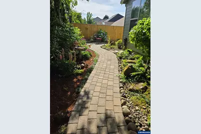2577 Ian Av NW, Salem, OR 97304 - Photo 19