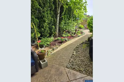 2577 Ian Av NW, Salem, OR 97304 - Photo 23