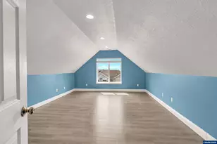 338 NW Foxglove St, Dallas, OR 97338 - Photo 25