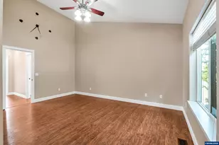 338 NW Foxglove St, Dallas, OR 97338 - Photo 21