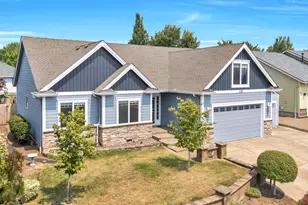 338 NW Foxglove St, Dallas, OR 97338 - Photo 3