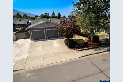 2700 S 10th St, Lebanon, OR 97355 - Photo 3