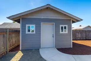 2700 S 10th St, Lebanon, OR 97355 - Photo 33