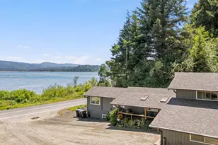 1995 N Bayview Rd, Waldport, OR 97394 - Photo 3