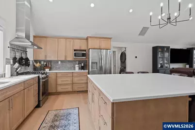 30991 Echo Hills Ter, Lebanon, OR 97355 - Photo 9
