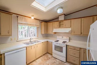 500 Loucks Wy #13, Brownsville, OR 97327 - Photo 13