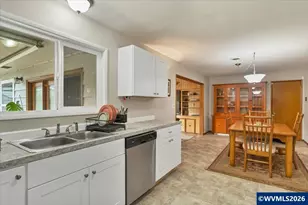 4092 Sylvia St SE, Salem, OR 97317 - Photo 9