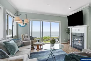 1113 N Hwy 101, Depoe Bay, OR 97341 - Photo 3