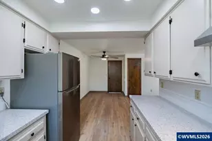 190 &amp 192 SE Atwood Av, Corvallis, OR 97333 - Photo 15