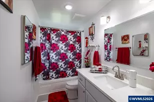1424 Rainier Rd, Woodburn, OR 97071 - Photo 25