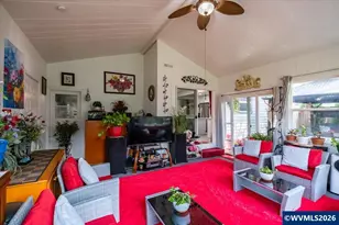 1424 Rainier Rd, Woodburn, OR 97071 - Photo 29