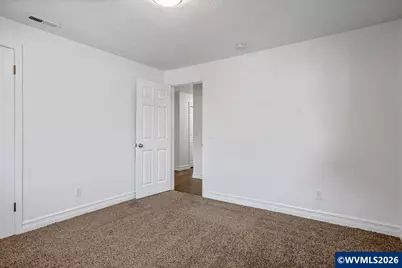 389 W Washington St, Stayton, OR 97383 - Photo 17