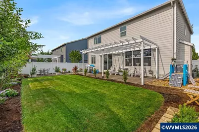 2550 Edgewater Dr, Woodburn, OR 97071 - Photo 27