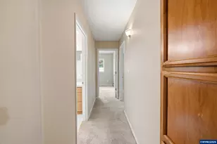 7368 Meadowglen St NE, Keizer, OR 97303 - Photo 21