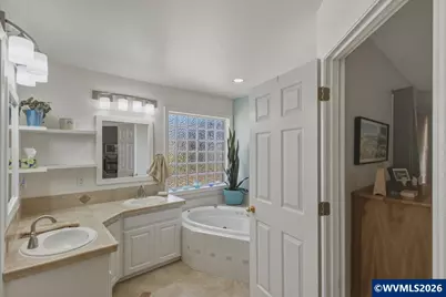 340 Silver Hills Cir SE, Salem, OR 97306 - Photo 29
