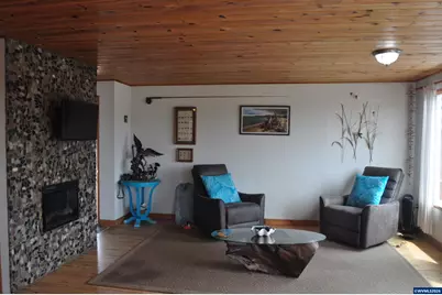 1101 NW Pacific Wy, Waldport, OR 97394 - Photo 5
