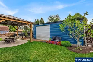 733 Meadowlawn Dr SE, Salem, OR 97317 - Photo 3