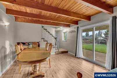 733 Meadowlawn Dr SE, Salem, OR 97317 - Photo 21