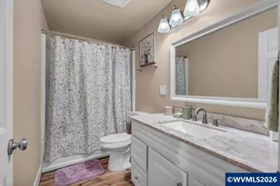 733 Meadowlawn Dr SE, Salem, OR 97317 - Photo 23