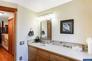 1141 NW Charlemagne Pl, Corvallis, OR 97330 - Photo 17