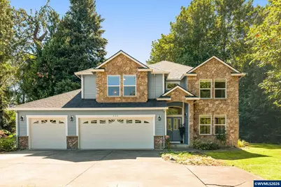 534 NE South Shore Rd, Portland, OR 97211 - Photo 1