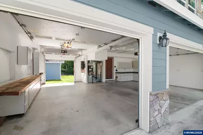 534 NE South Shore Rd, Portland, OR 97211 - Photo 27
