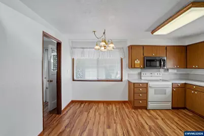 80 Berry St, Lebanon, OR 97355 - Photo 13