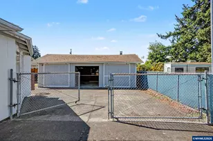 80 Berry St, Lebanon, OR 97355 - Photo 25