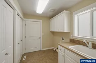 710 SE St Andrews Ln, Dallas, OR 97338 - Photo 35