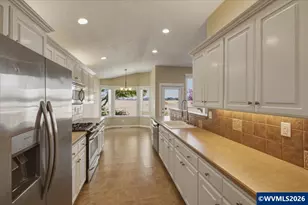 710 SE St Andrews Ln, Dallas, OR 97338 - Photo 15