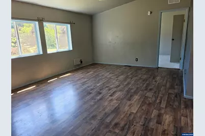 34125 E Lacomb Rd, Lebanon, OR 97355 - Photo 25