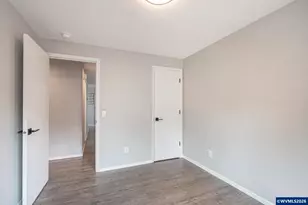 849 E 9th Ct, Lafayette, OR 97127 - Photo 25