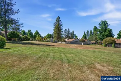 1871 Lexington Cir SE, Salem, OR 97306 - Photo 41