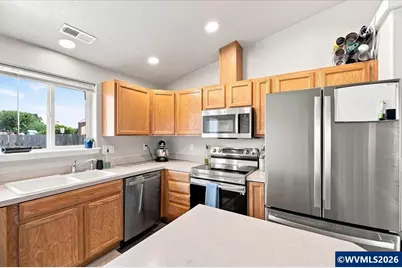 4279 Vicki Wy NE, Salem, OR 97305 - Photo 17