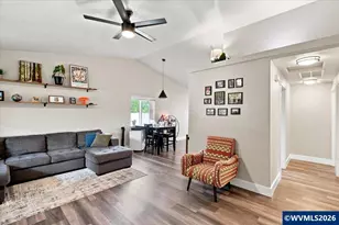 4279 Vicki Way NE, Salem, OR 97305 - Photo 11